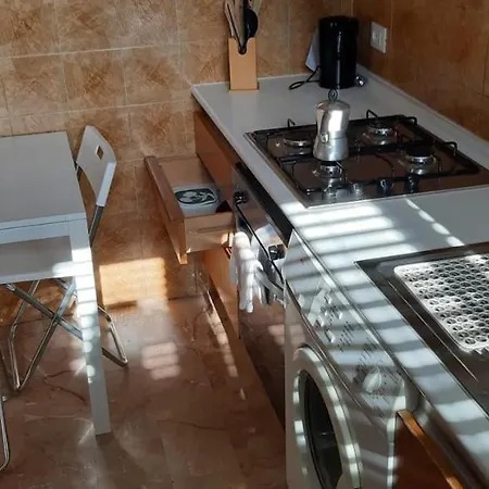 Apartment Airport 2 *